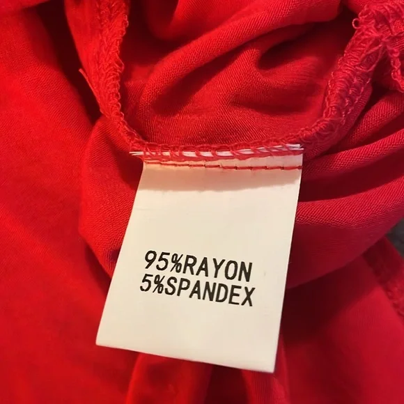 Red long-sleeved top, XL, New - Picture 6 of 6